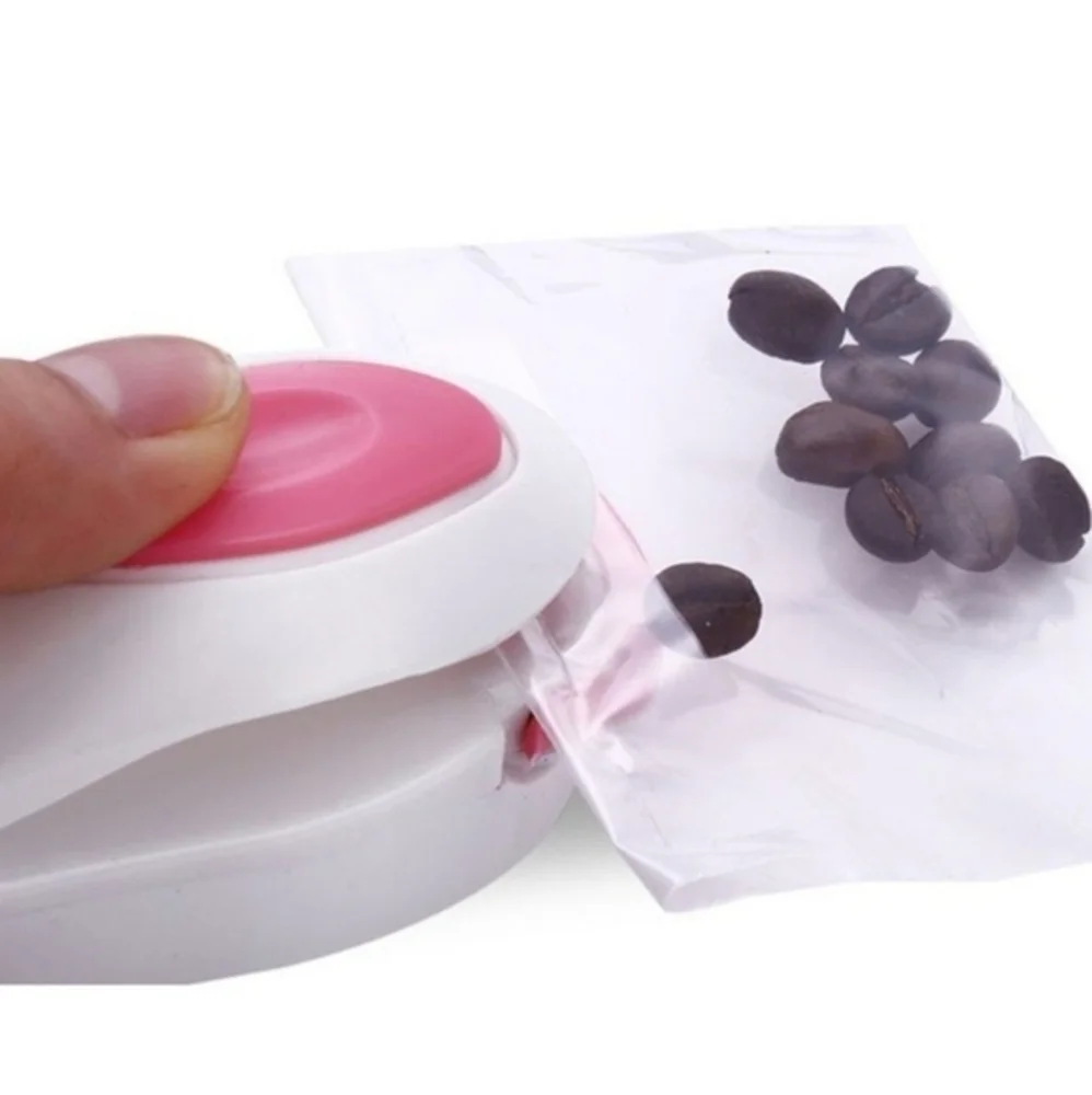Mini Handheld Heat Bag Sealer, Food Sealer, Plastic Bags Food Saver Storage Pink